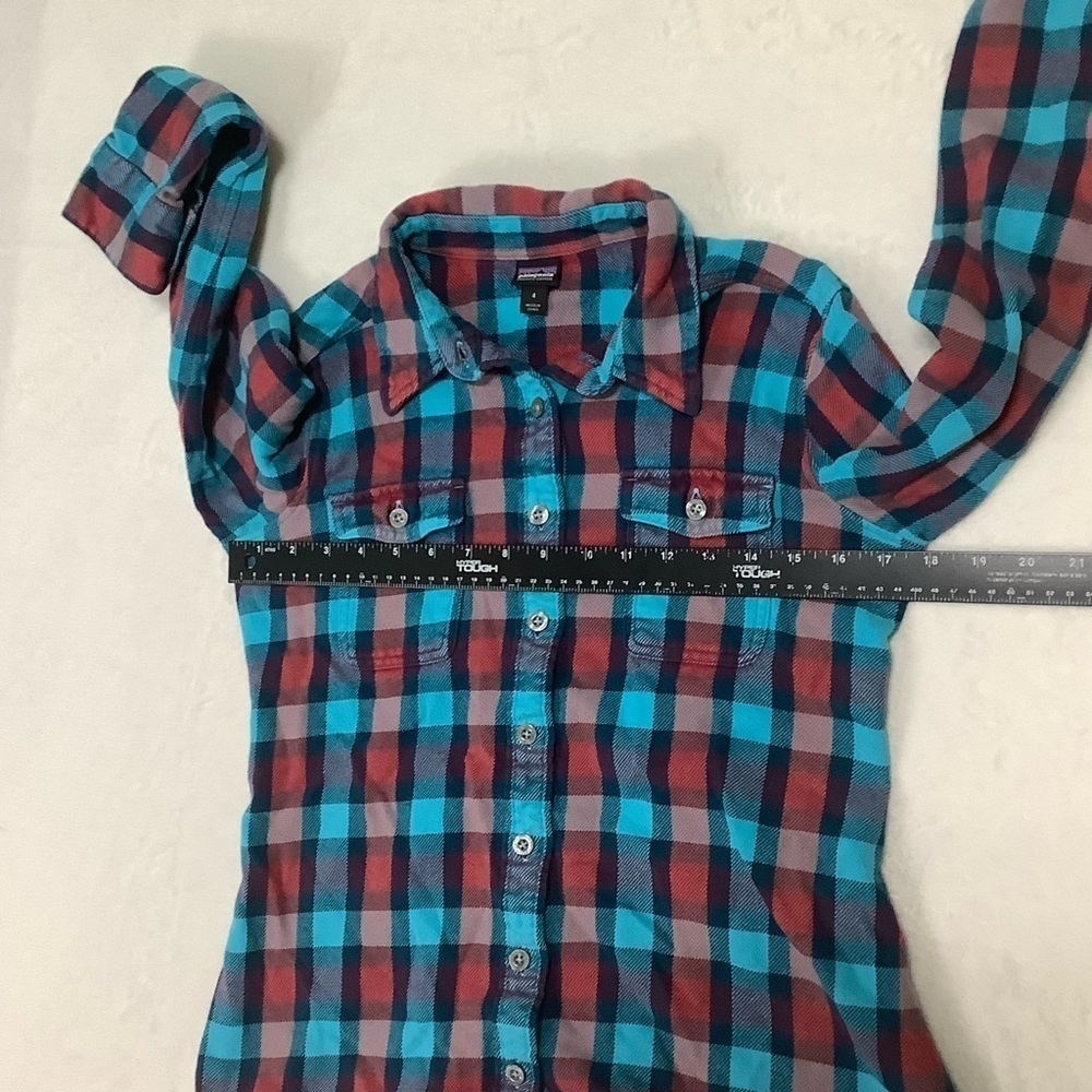 Patagonia Women’s Button Down Shirt Blue Pink Plaid Size 4 - Picture 10 of 13